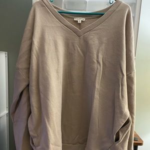 Sweatshirt with pockets